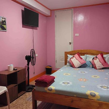 J&J Tourist Inn Bohol Eksteriør billede